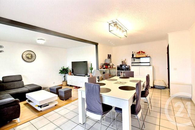 Appartement F4 à vendre - 4 pièces - 85.39 m2 - VILLE LA GRAND - 74 - RHONE-ALPES - Century 21 Agence Du Lac